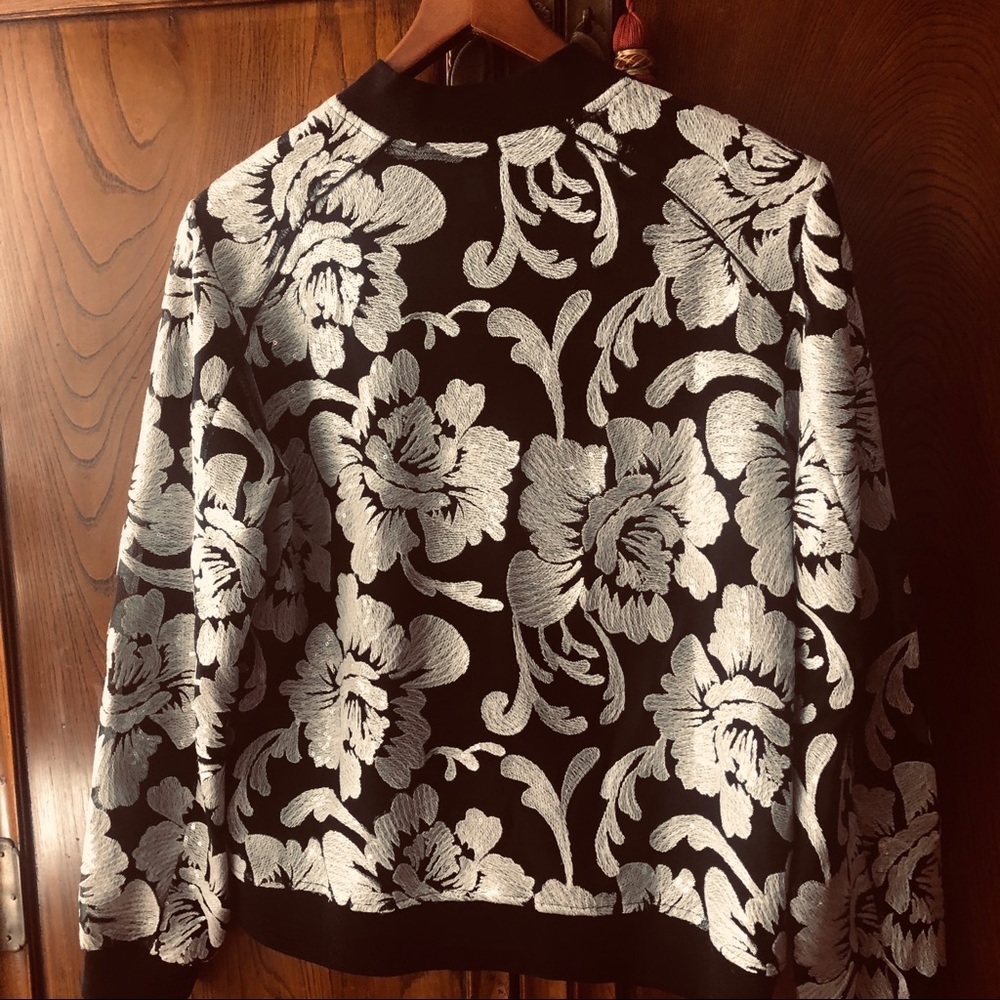 Jacket - Picture 7 of 8